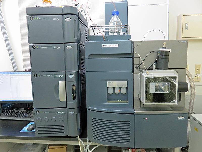 画像4(4:3) | ペプチド合成（Peptide Synthesis） | 合成技術（研究）| 生産品目・合成技術 | 日本理化学工業株式会社
