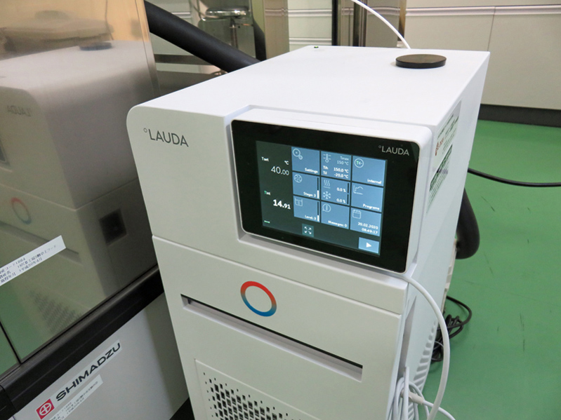 本社プロセス研究室に5L反応装置と5L反応ろ過装置を設置しました | 設備 | Info・Topics | 日本理化学工業株式会社