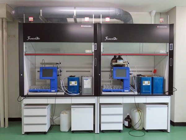 本社にプロセス(キロラボ)用精製室を新設しました。 | 設備 | Info・Topics | 日本理化学工業株式会社